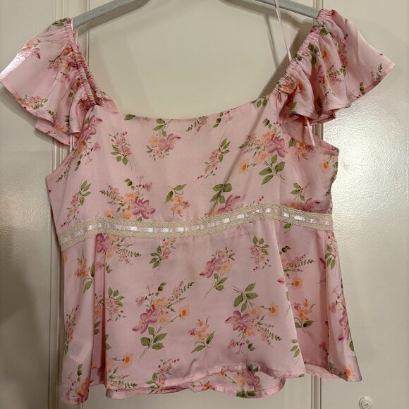 Pink Satin Floral Cap-Sleeved Summer Top - Picture 2 of 3